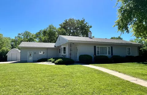 201 Mcarthur Dr, Albert Lea, MN 56007