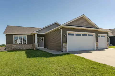 456 15th Ave NE, Byron, MN 55920