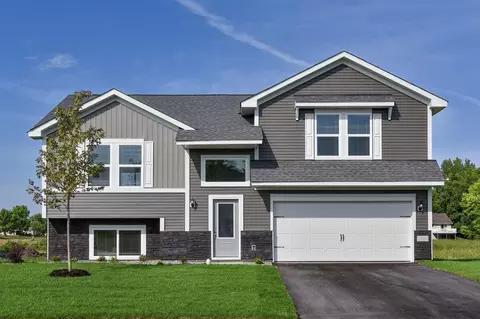5379 Farmstead Pl, North Branch, MN 55056
