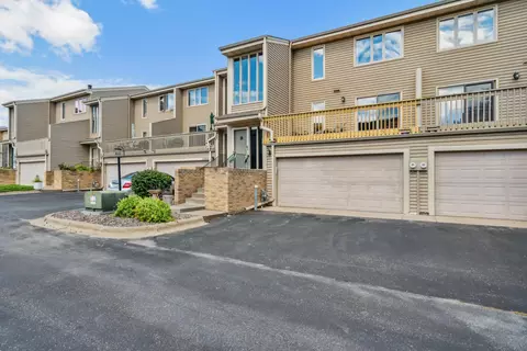7505 Harold Ave, Golden Valley, MN 55427