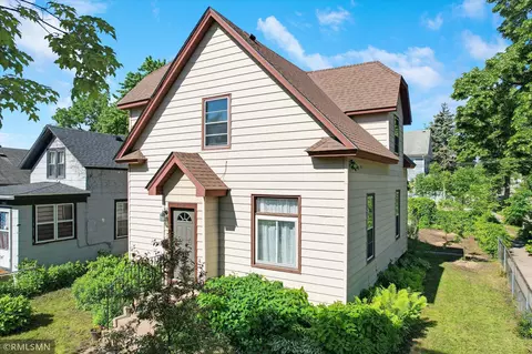 2700 17th Ave S, Minneapolis, MN 55407