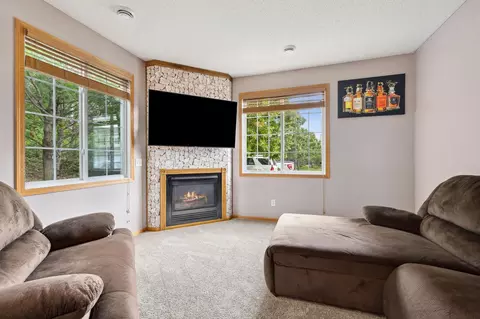 3751 Hazel Trl #J, Woodbury, MN 55129