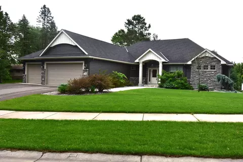 1926 Cloud Dr NE, Blaine, MN 55449