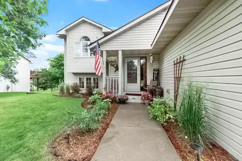 30724 Regal Ave, Shafer, MN 55074