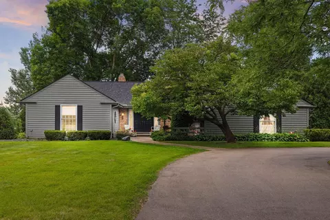 14021 Frontier Ln, Burnsville, MN 55337