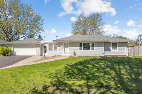 8808 10th Ave S, Bloomington, MN 55420