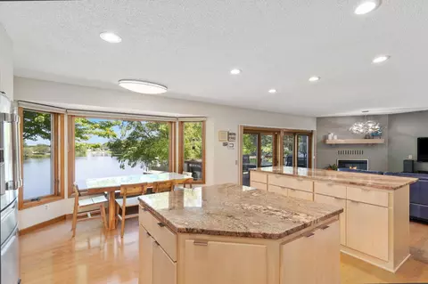 4665 Goldenrod Ln N, Plymouth, MN 55442