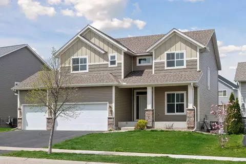 3088 Francesca Dr, Chaska, MN 55318