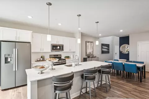 3040 Basswood St, Little Canada, MN 55117