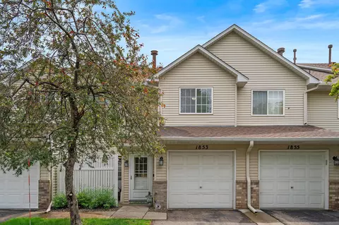1853 Riverwood Dr #4, Burnsville, MN 55337
