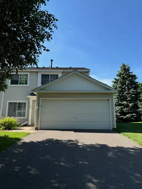 426 Leeward Trl, Woodbury, MN 55129