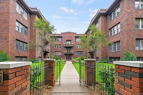 713 Portland Ave #102, Saint Paul, MN 55104