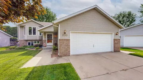 5710 Conway Ct NW, Rochester, MN 55901