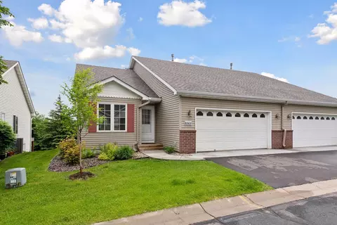 8565 Powers Pl, Chanhassen, MN 55317