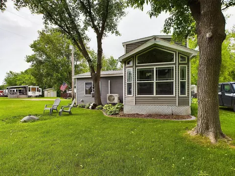 23488 Waskawood Rd #112, Long Beach, MN 56334