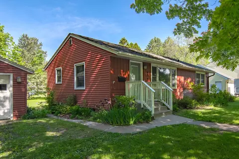 624 Aspen Ave S, Amery, WI 54001