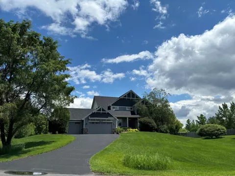 8812 Aviary Path, Inver Grove Heights, MN 55077