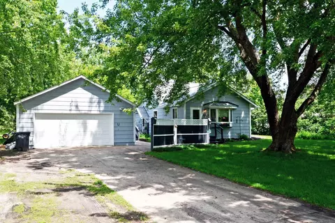 2005 Deerwood Ln NE, East Bethel, MN 55092