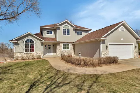180 Mallard Ln, Loretto, MN 55357