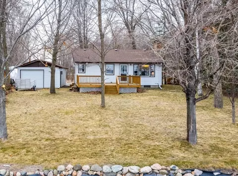 51415 Belle Isle Dr, Rush City, MN 55069