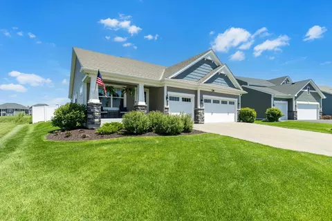 18082 Greyhaven Path, Lakeville, MN 55044