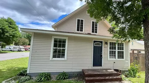 401 3rd St S, Grove City, MN 56243