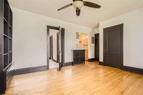 1928 Aldrich Ave S #B201, Minneapolis, MN 55403
