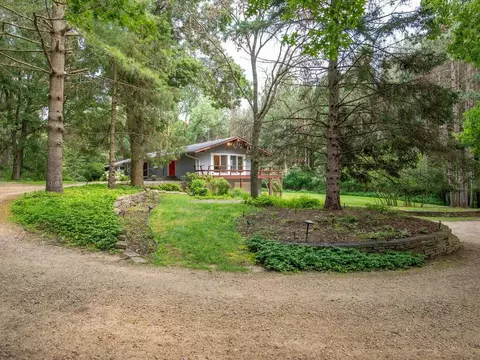 5337 Trading Post Trl S, Afton, MN 55001