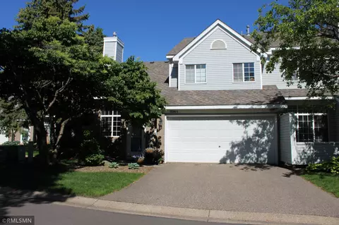 526 Lovell Ave #1, Roseville, MN 55113