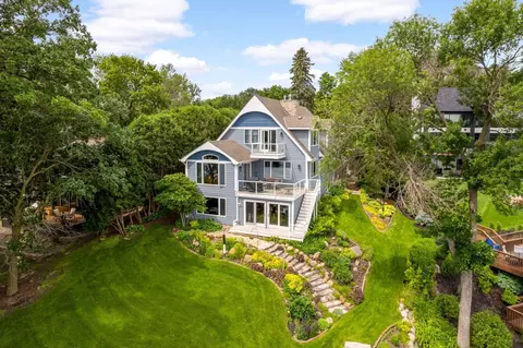 1056 Loma Linda Ave, Mound, MN 55364