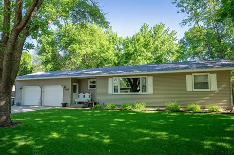 408 Miller St, Spicer, MN 56288