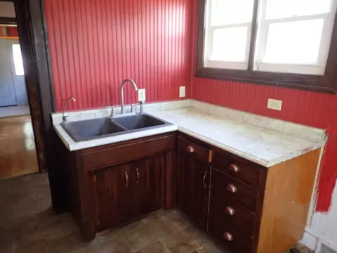 111 Park St, Jackson, MN 56143 photo 5