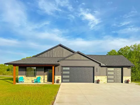 7541 Lake John Dr, Annandale, MN 55302