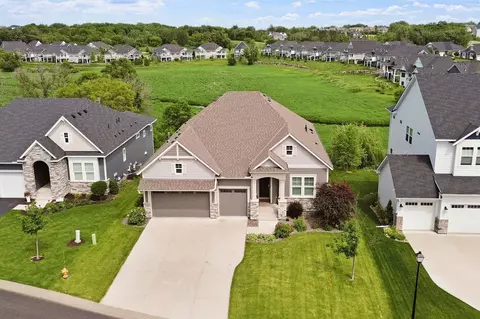 6020 Jewel Ln N, Plymouth, MN 55446