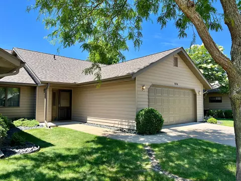 1974 Cherry St, Red Wing, MN 55066