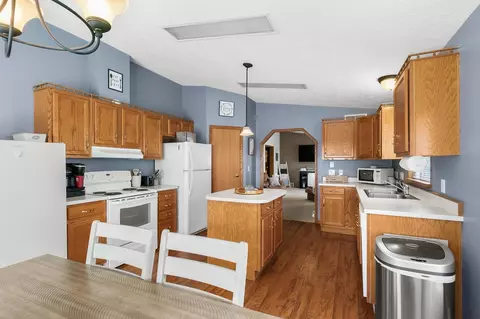 211 Main St E, Freeport, MN 56331 photo 6