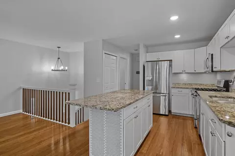 3668 Kolstad Rd, Eagan, MN 55123 photo 14