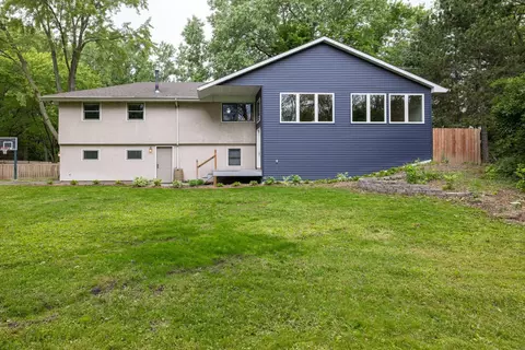 4097 Snelling Ave N, Arden Hills, MN 55112
