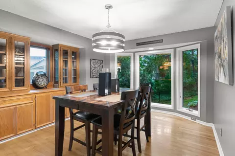 2237 James St, Eagan, MN 55122 photo 8