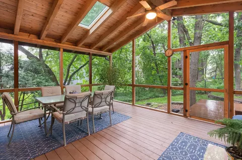 2237 James St, Eagan, MN 55122 photo 13