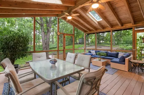 2237 James St, Eagan, MN 55122 photo 12