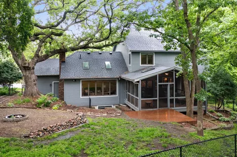 2237 James St, Eagan, MN 55122 photo 25