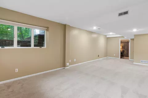 2237 James St, Eagan, MN 55122 photo 20