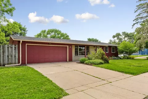 1353 9th Ave SE, Rochester, MN 55904