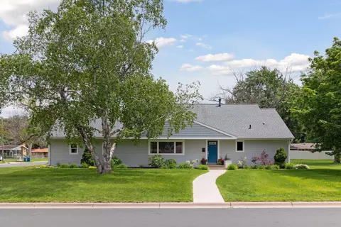 10101 Elliot Ave S, Bloomington, MN 55420