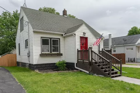 936 3rd Ave SE, Rochester, MN 55904
