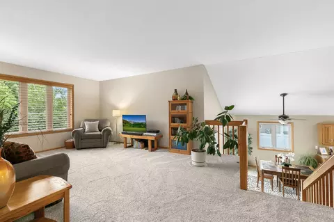 2206 Viking Dr, Saint Cloud, MN 56301 photo 9