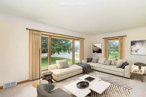 799 Century Ave N, Maplewood, MN 55119