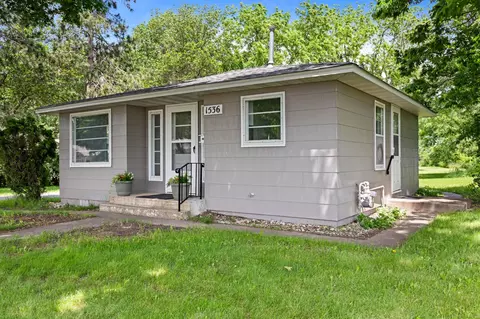 1536 Main St NW, Elk River, MN 55330