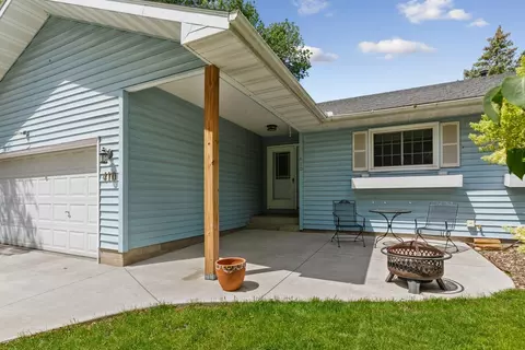 410 11th Ave SE, Faribault, MN 55021 photo 2
